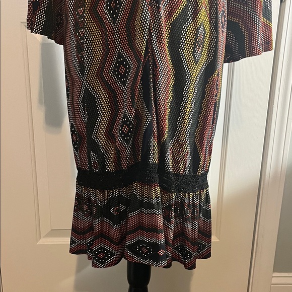 New York & Co. V-Neck Long Sleeve Knee Length Dress - Med. - Picture 7 of 9